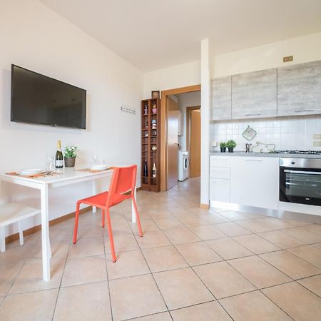 Gardappartamenti Cascinale Pool Desenzano del Garda Ngoại thất bức ảnh