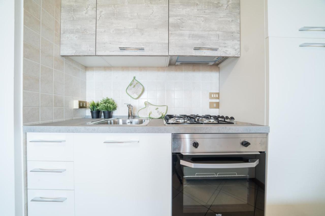 Gardappartamenti Cascinale Pool Desenzano del Garda Ngoại thất bức ảnh